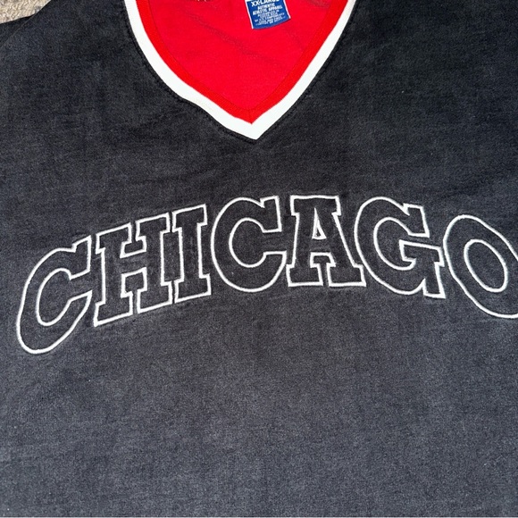 Vintage Champion Chicago Bulls NBA Basketball Short Sleeve V Neck T Shirt 90s - Picture 3 of 16